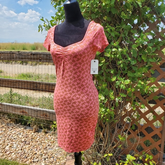 NWT Billabong Girl in the Sun Short Sleeve Bodycon Dress Women's Size Medium 10 - Picture 15 of 15